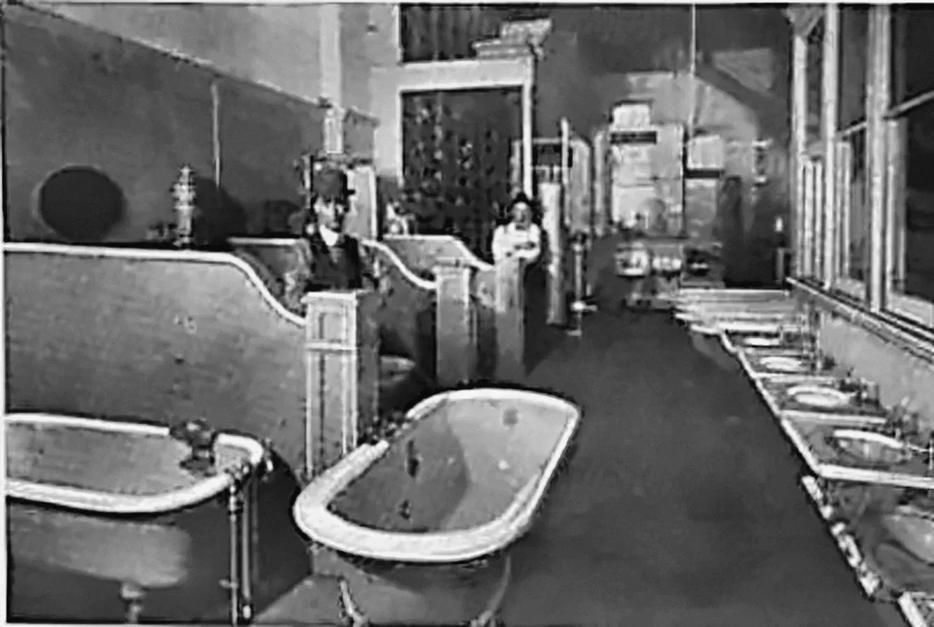 The family plumbing showroom, about 1908